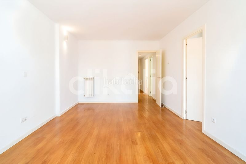 Foto 14badd02-682e-45d9-80c9-75139bff8faf. Miete etagenwohnung mit heizung parking pool in Sur - PAU 4 Móstoles