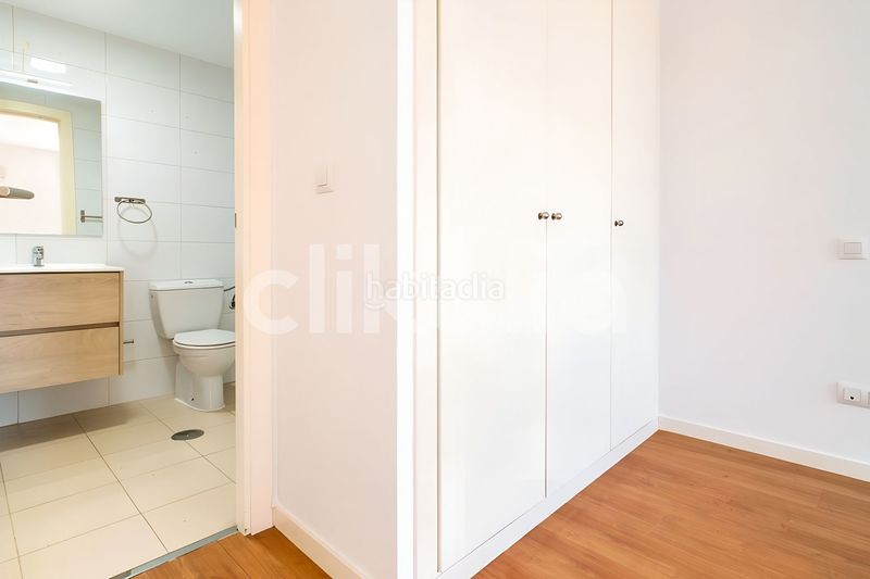 Foto c4de9bc5-e140-4b9c-bd53-0681a0880805. Miete etagenwohnung mit heizung parking pool in Sur - PAU 4 Móstoles