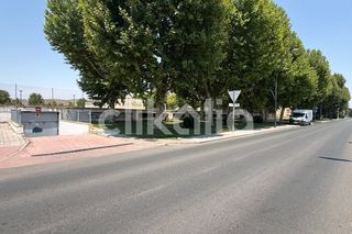Aparcament cotxe a San Martín de la Vega