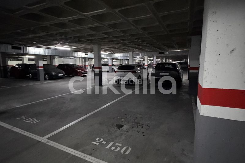 Foto 5e270733-4686-411e-899e-fa7865880740. Autoparkplatz in El Quiñón Seseña