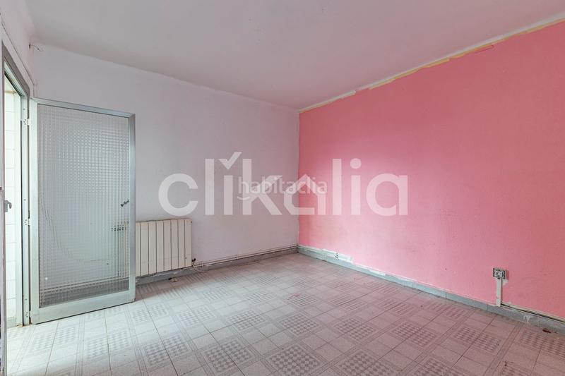 Foto 67e29167-d171-4d49-b356-d9474ff43caf. Flat with heating in El Raval Santa Coloma de Gramenet