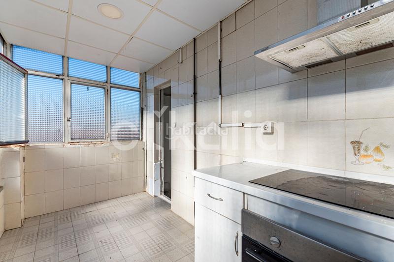 Foto 7fb86348-4895-4d6a-9e3c-21c0491d9ded. Flat with heating in El Raval Santa Coloma de Gramenet