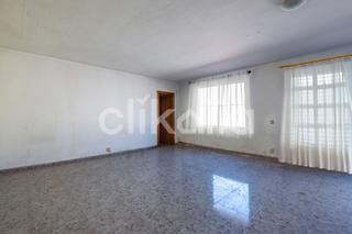 Etagenwohnung in El Raval