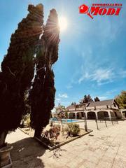 Masia a Santa Fe. En el término municipal de santa fe y junto al aeropuerto de gra