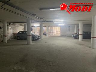 Aparcament cotxe a Padul. Si no tienes donde meter tu coche y te estás planteando comprar