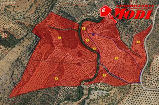 Terrain résidentiel à Padul. Finca de 2.700 olivos en algarinejo granada con estudio de renta