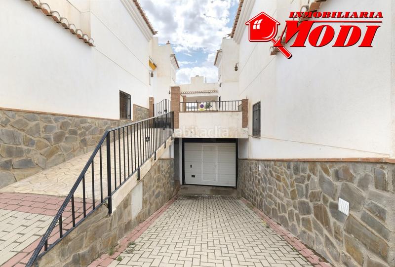 Foto 71110180-5714-478a-b4b9-5e03c461956b. Parking voiture dans Lecrín