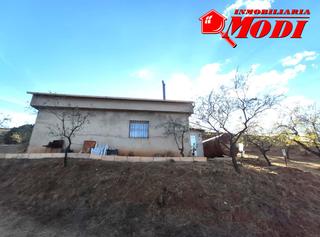 Mas à Albuñuelas. Haznos tu mejor oferta! se vende finca rústica de almendros, oli