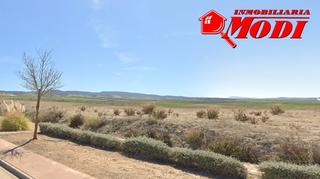 Solar industrial a Escúzar. El terreno de 10.000m2, ubicado frente industria espadafor en el