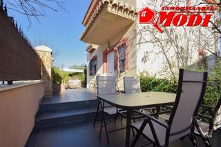 Chalet en Albolote. Chalet en albolote con 349 m2 de parcela y unas espectaculares v