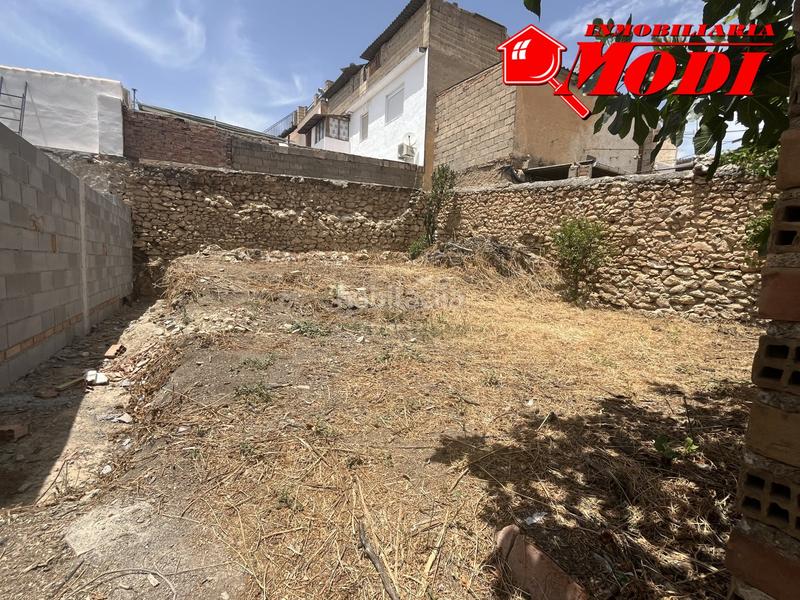 Foto c59b07fc-1bcb-498f-a36d-6a3a6c10b55d. Terreno residencial 10 m de fachada19 m de fondotiene un pozo en Padul