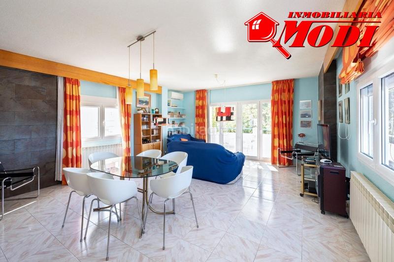 Foto 54781b67-a4a4-4414-b673-31b5515f0cbf. Xalet amb calefacció a La Zubia Ciudad Zubia (La)