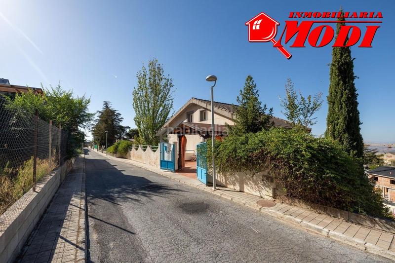 Foto 96264510-beca-4034-8ef5-b050880e4119. Xalet amb calefacció a La Zubia Ciudad Zubia (La)