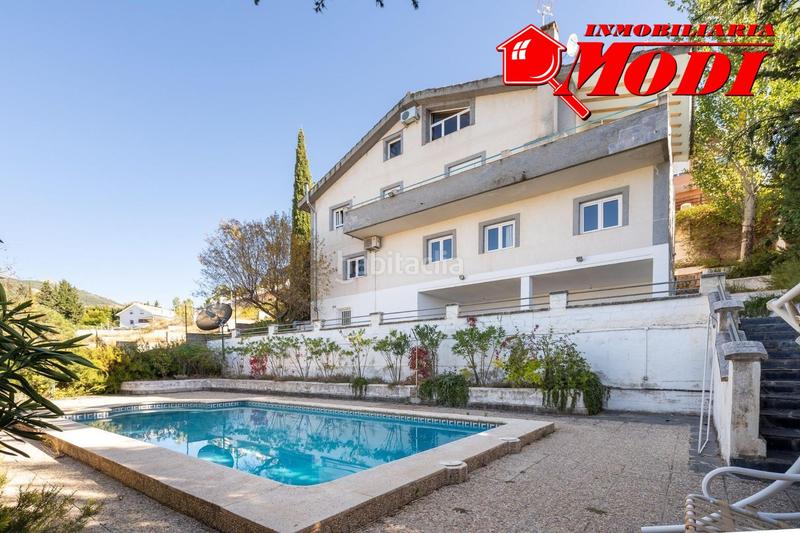 Foto efb7d9cb-1d18-402d-8782-6d78af03dc48. Xalet amb calefacció a La Zubia Ciudad Zubia (La)