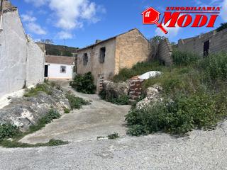 Casa a Padul. Oportunidad en padul! solar con casita para reformar  con 170 m