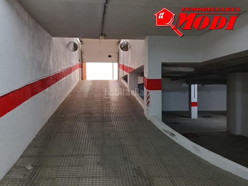 Foto 705e8409-44ce-4419-aefd-5706a7dbcc01. Aparcament cotxe a Santa Fe