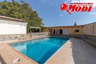 Haus in Urbanizaciones. Oportunidad única gran terreno rústico en alhendín con olivos, p