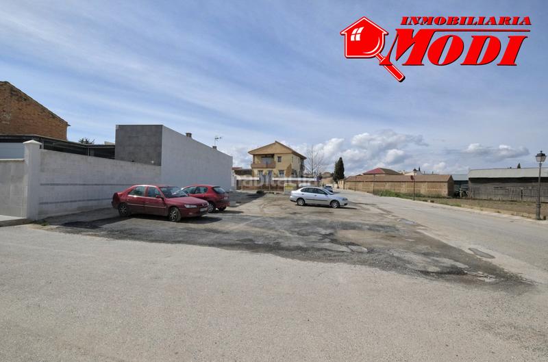 Foto b9314667-2a41-40bf-91fb-8505f20c8b3d. Terreno residenziale in Cúllar Vega