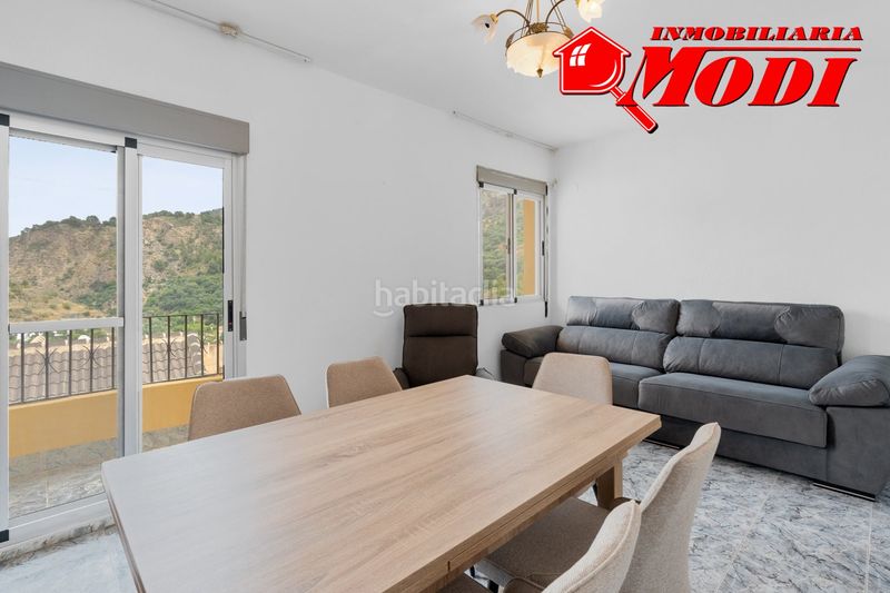 Foto 4816d6a7-e3db-4b87-b747-f560a0bb1c55. Casa gran casa con 3 pisos independientes, ideal para turismo rural, con gran cochera y huerto de más de 500 metros conjunto de 6 finc en Pinar (El)