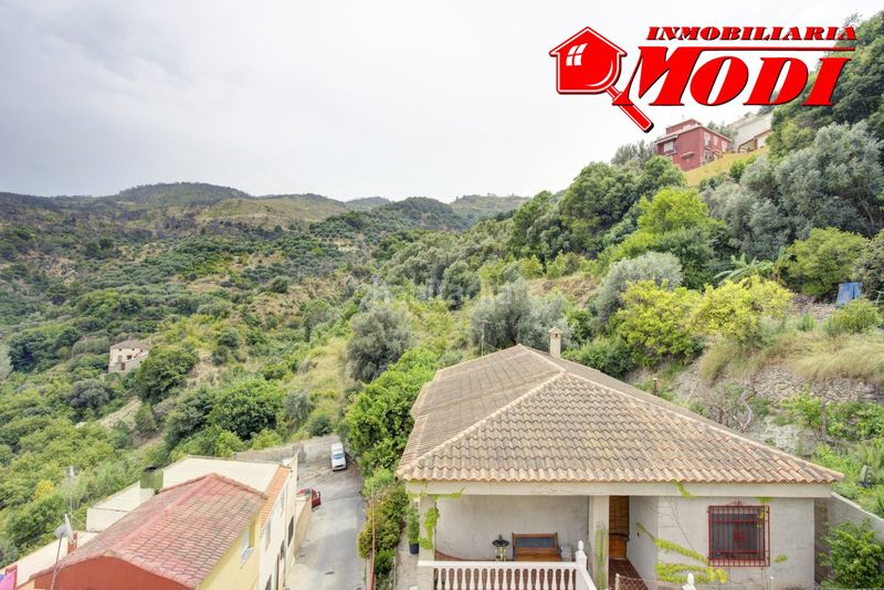 Foto 91971811-a4c7-4d00-89ad-e2a188636a20. Casa gran casa con 3 pisos independientes, ideal para turismo rural, con gran cochera y huerto de más de 500 metros conjunto de 6 finc en Pinar (El)