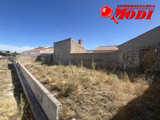 Casa a Torre - Cardela. La vivienda se está volviendo un lujo y  si además buscas algo d