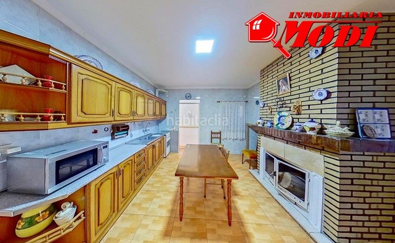 Foto 5a4e4391-888b-4106-ae04-e3721e567f93. Casa amb aparcament a Padul