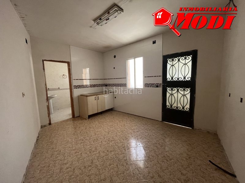 Foto 2eadd1a1-4514-4e90-9c1f-a6bc895f6645. Casa amb aparcament a Padul