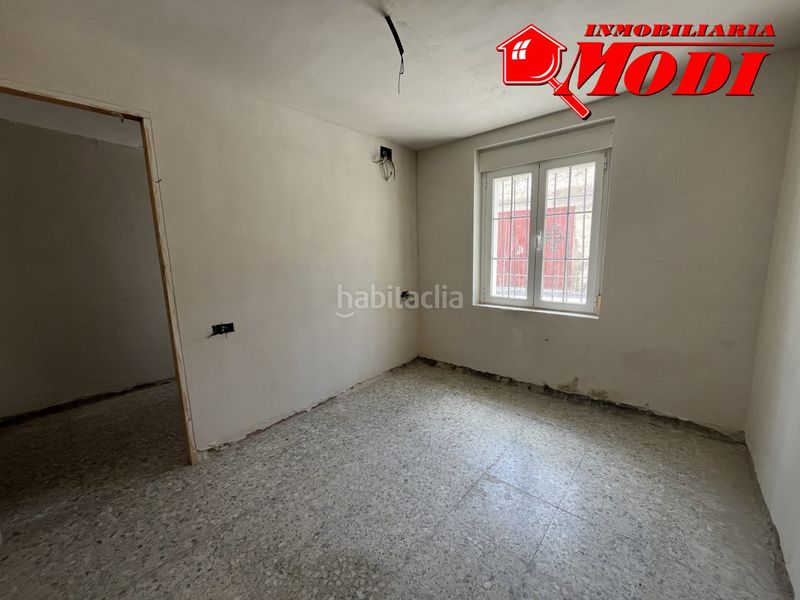 Foto caed549d-7c98-48a1-b5af-62b393033afe. Casa amb aparcament a Padul