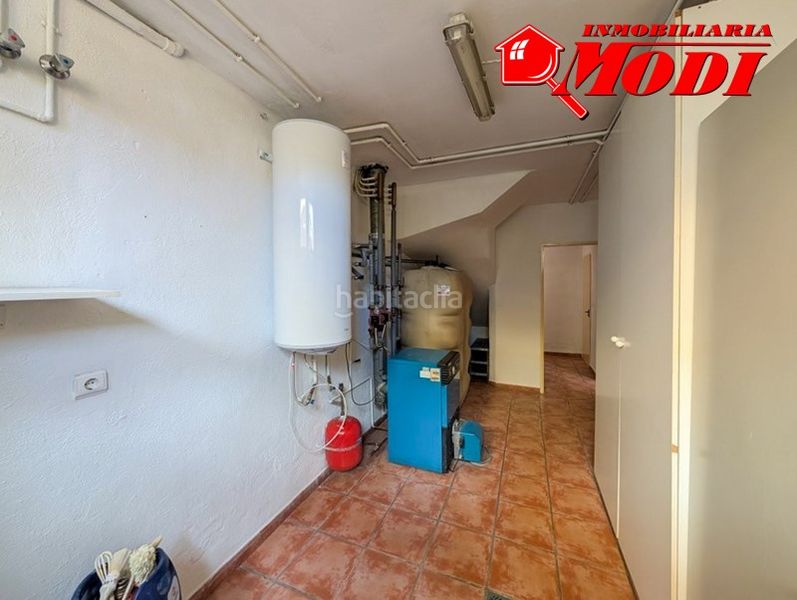 Foto 88e54c19-6962-485d-9385-6210189b40b7. Casa amb calefacció a Cúllar Vega