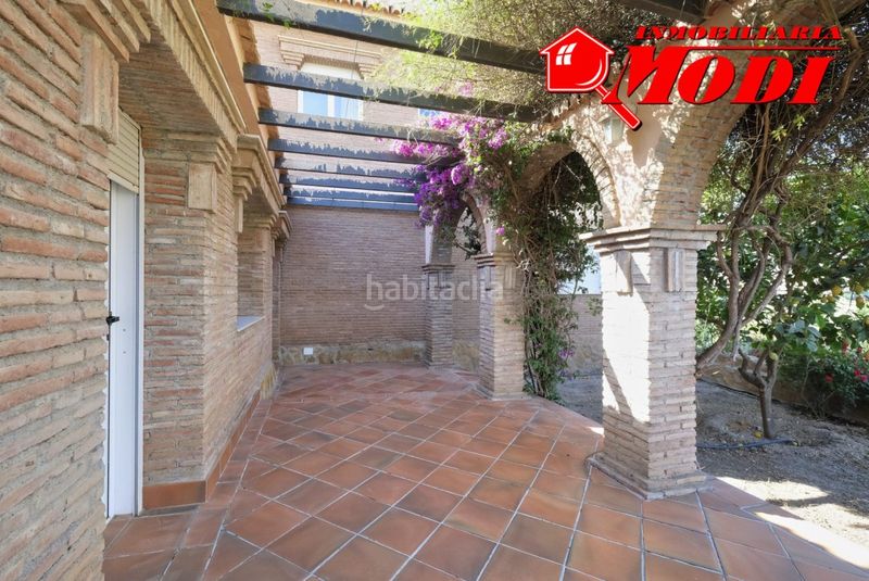 Foto 21653d23-d4be-4970-9818-1442a7748f9d. Xalet amb calefacció aparcament piscina a Padul