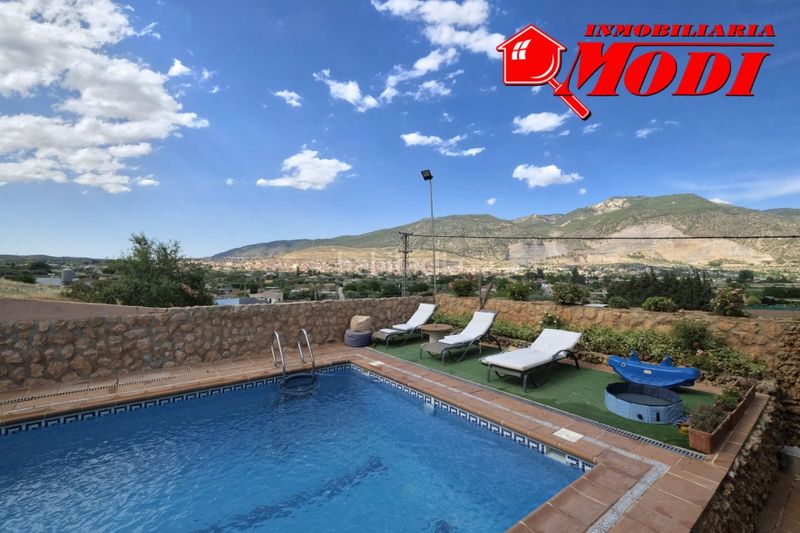 Foto b110c8e5-1f10-4e8b-a073-9e5cec24a713. Xalet amb calefacció aparcament piscina a Padul