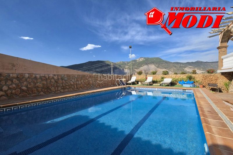 Foto f2316256-9f4b-426b-ab24-585f16585861. Xalet amb calefacció aparcament piscina a Padul