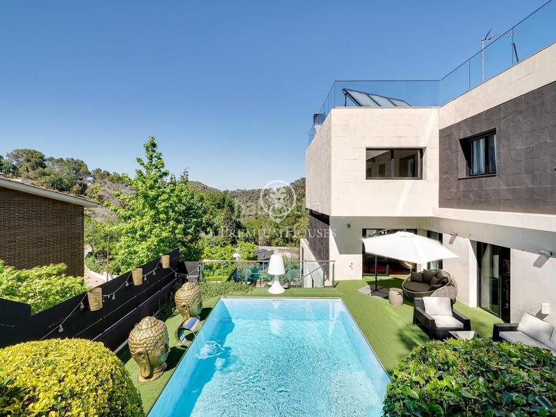 Foto d5bc2219-a3ab-4957-8b95-9462b5b613cd. House with parking pool in Les Planes Sant Cugat del Vallès