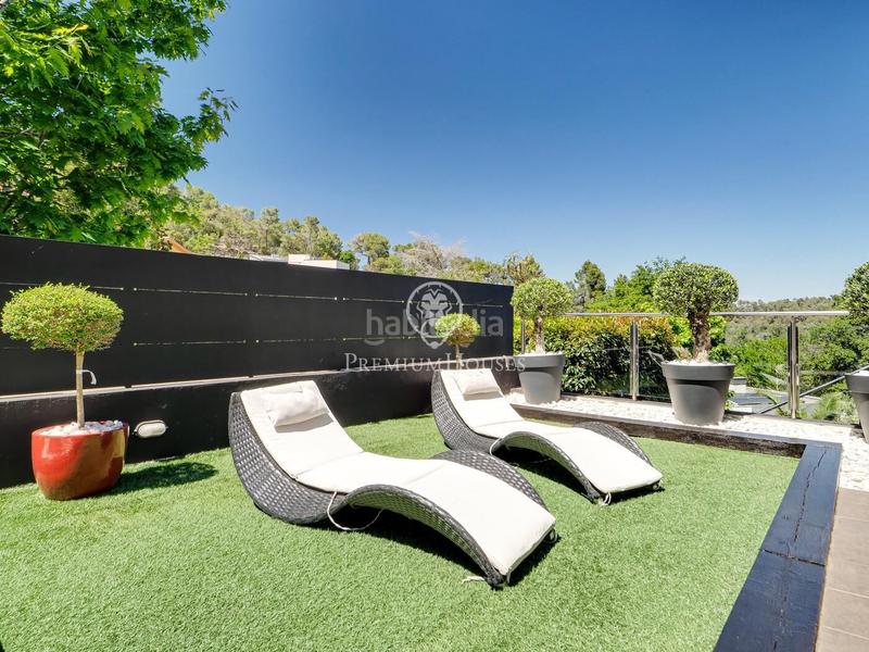 Foto ef0fb4c5-0dac-4a1f-8425-f6d8ace6d745. House with parking pool in Les Planes Sant Cugat del Vallès