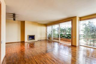 Piso en Pedralbes. Gran y luminoso piso en venta en pedralbes