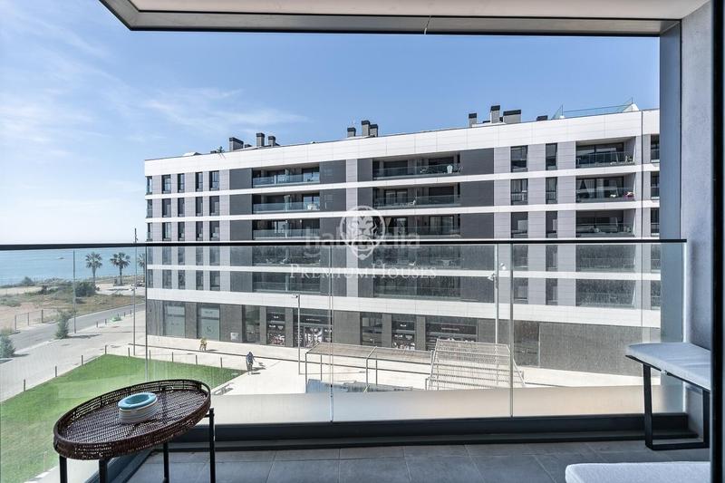 Foto 2a5e347a-6f9a-4e4c-a73b-582bb885224a. Miete etagenwohnung mit heizung parking pool in Port Badalona