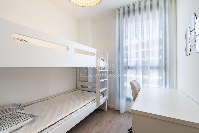 Foto 354b4b07-8c8f-4e2f-85e9-881743560095. Miete etagenwohnung mit heizung parking pool in Port Badalona