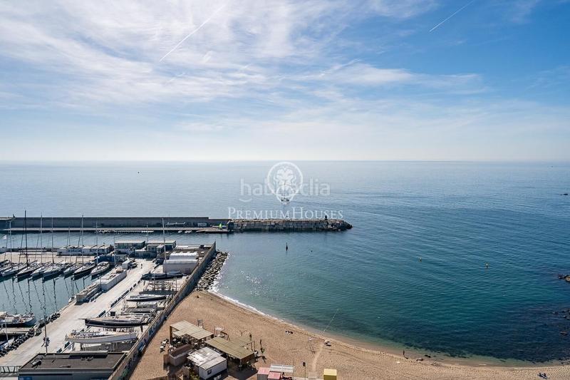Foto 2cb33a9b-8cf5-4eda-b75d-3b3e42a53712. Rent flat with heating parking pool in Port Badalona