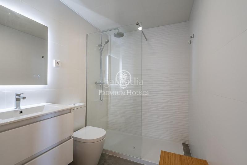 Foto 46274f7f-fae9-47f4-9fe2-e81ea5d3acb2. Rent flat with heating parking pool in Port Badalona