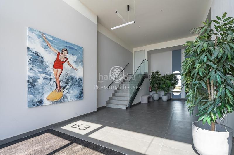 Foto 978e885f-04c9-426e-afb8-b255f77050ca. Rent flat with heating parking pool in Port Badalona