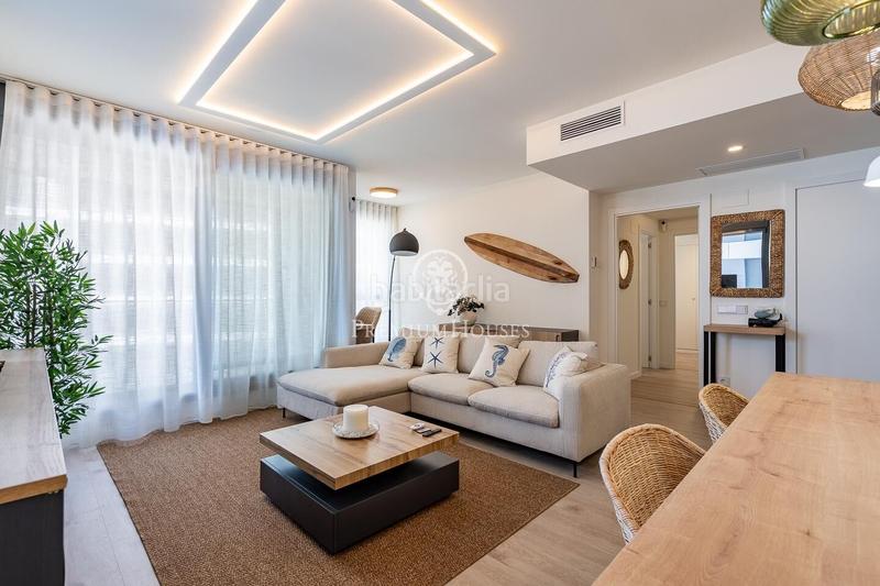 Foto 9e70d13c-c55b-4c06-b329-a69ff5673d38. Rent flat with heating parking pool in Port Badalona