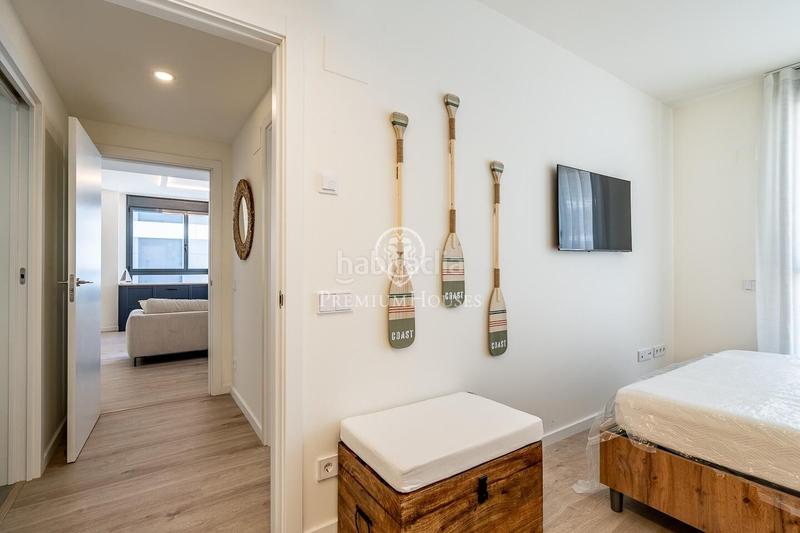 Foto ea5dd7fc-004b-473a-86ca-5a984f8879bc. Rent flat with heating parking pool in Port Badalona