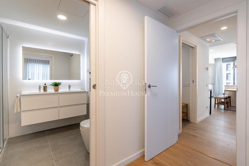 Foto 59a6920f-844c-44ef-8e0f-ed184da5ad10. Location appartement avec chauffage parking piscine dans Badalona