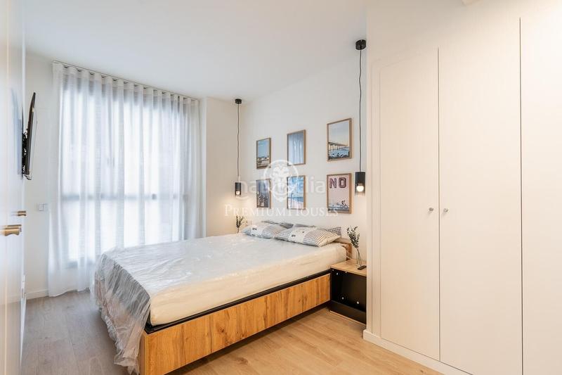 Foto 0cfd64dc-0375-467b-b0b3-c71db6ab0555. Rent flat with heating parking pool in Port Badalona