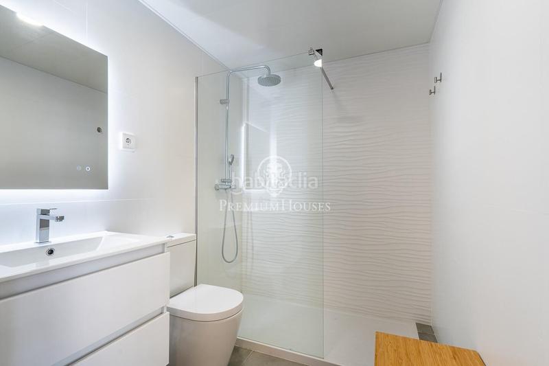 Foto 842cc232-efea-4e20-b281-06604fbb6fa5. Rent flat with heating parking pool in Port Badalona