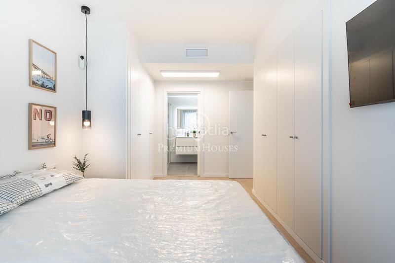 Foto 96dd27cb-7101-49eb-8f8d-fbf0e8fbaea0. Rent flat with heating parking pool in Port Badalona