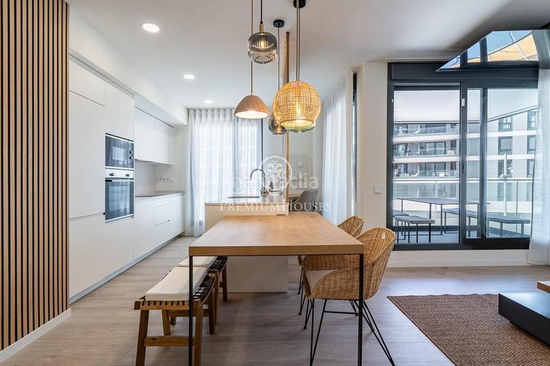 Foto 9af1dab1-dfc6-4bc3-8414-8e03dda8a31d. Rent flat with heating parking pool in Port Badalona