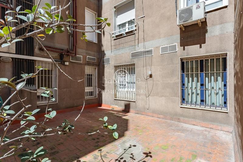 Foto cbfe0bd9-4f2b-44a7-9ad1-9d61fef9f743. Appartement dans Fort Pienc Barcelona