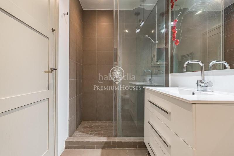 Foto 79ed9017-ef5e-4aff-a1aa-28e39ef76505. Piso magnífico piso en venta en la calle doctor ferrán en Barcelona