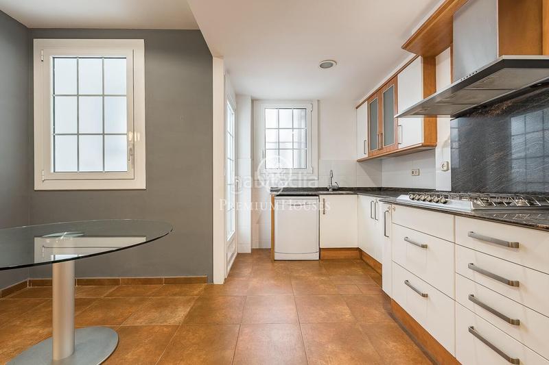 Foto de30dc00-4edf-4c79-818b-95d181037023. Piso magnífico piso en venta en la calle doctor ferrán en Barcelona